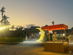 -亚龙湾希尔顿自助餐厅·海鲜·烧烤·沙滩BBQ·现场乐队