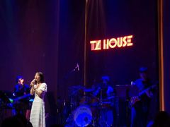 -TZ House音乐现场(来福士中心店)