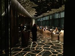 -OZONE 顶楼酒吧(香港丽思卡尔顿酒店)