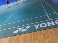 -尤尼克斯羽毛球主题馆