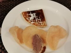-上海滴水湖皇冠假日酒店