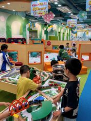 -莫莉幻想儿童乐园(深圳南山欢乐颂店)