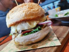 超厚芝士牛肉汉堡-魏斯理汉堡(西安沣东吾悦店)