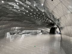 -涨巢·潮玩水疗局