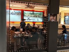 门面-大头虾越式风味餐厅(光明广场店)