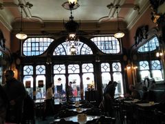 -Majestic Café