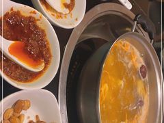 -丫丫汤膳打边炉(宏府408坊店)