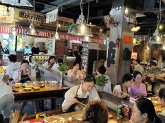 -萍姐火锅·公路夜市(武汉首店)