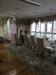 -EMILY艾枚莉美甲美睫·美颜·现磨咖啡