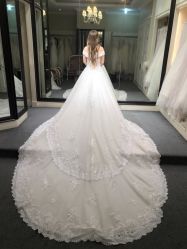 拖尾-南京宝娜嫁衣婚纱礼服馆(中央路店)