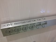 洗手间-广州花之恋城堡酒店