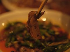 -有红鸡毛店·川菜(建设路店)