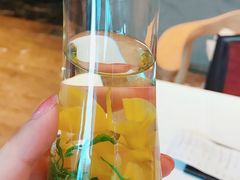 兰花绿芽茶-若蘭慈·无国界素食料理(欢乐海岸店)