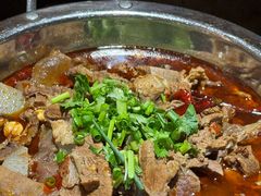 -大众跷脚牛肉馆·非遗传承单位(峨眉山店)