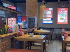 -怪噜范·老贵阳街头名小吃(鸿通城店)