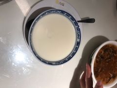 牛奶冻-新大咀港式茶餐厅(宝山万达店)