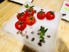番茄脆菇沙拉-小大董·烤鸭(五棵松店)