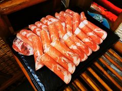 -老牌坊云南鱼豆花火锅(爱建店)