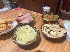 -虾领航小龙虾·吉林烧烤(柳州路店)
