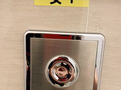 -永旺黄岛购物中心