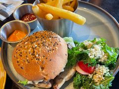 香浓蘑菇牛肉汉堡-blue frog蓝蛙(长泰广场店)