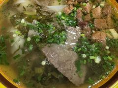 -花溪牛肉粉(八鸽岩店)