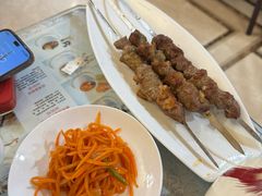 -汗腾格里·风味餐厅(新疆驻京办店)