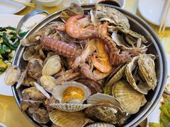 -鑫渔港海鲜本地菜·山海关浑锅(东戴河店)