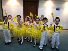 -蓝话筒·少儿成人演讲口才·主持朗诵·戏剧表演(大华第一坊店)