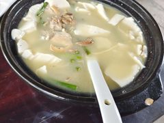 河蚌蒜苗豆腐-阿东农家菜(新场古镇下塘街店)