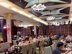 -荣誉国际酒店-海鲜自助餐厅(迎宾大道店)