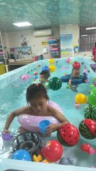 泳池-小鸭先知婴儿游泳馆