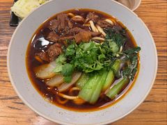 红烧牛腩面-醉牛腩·面小馆