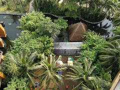 -三亚湾海居铂尔曼度假酒店