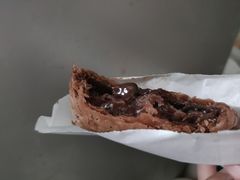 甜品站黑黑好巧三角派-麦当劳(山东章丘汇泉路店)