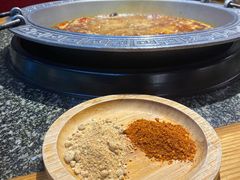 -杨肥肠火锅大排档(火车站花园店)
