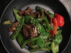 -来龙里 精致 东南亚餐室(万象城店)