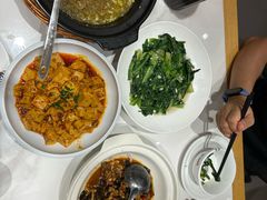 -饭橘汉江码头·乡野土菜馆(静安路店)
