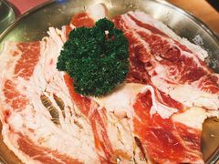 老太太特色肥牛-西塔老太太泥炉烤肉(北京望京店)