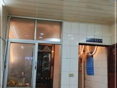 门面-再回首鸡肉米线(人民路一店)