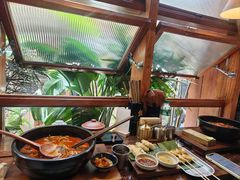 -银米·云南传统过桥米线(双廊黑金冠店)