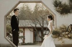 -雪中彩影婚纱摄影·微光艺术中心