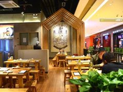 大堂-木屋烧烤(龙湖天街店)