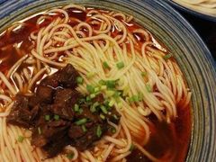 -霸蛮湖南菜·牛肉粉(荣京西街店)