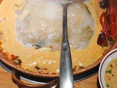 -洱火云南酸菜牛肉火锅(石景山当代商城店)