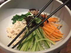 -云海肴·汽锅鸡·云南菜(天山百盛优客店)