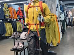 -迪卡侬(越秀公园店)