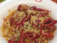 -肥肥虾庄·金牌油焖大虾(东湖欢乐谷店)