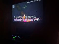 -小草屋轰趴馆别墅派对新场团建家庭聚会