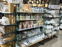 -MUJI无印良品(滨江宝龙城店)